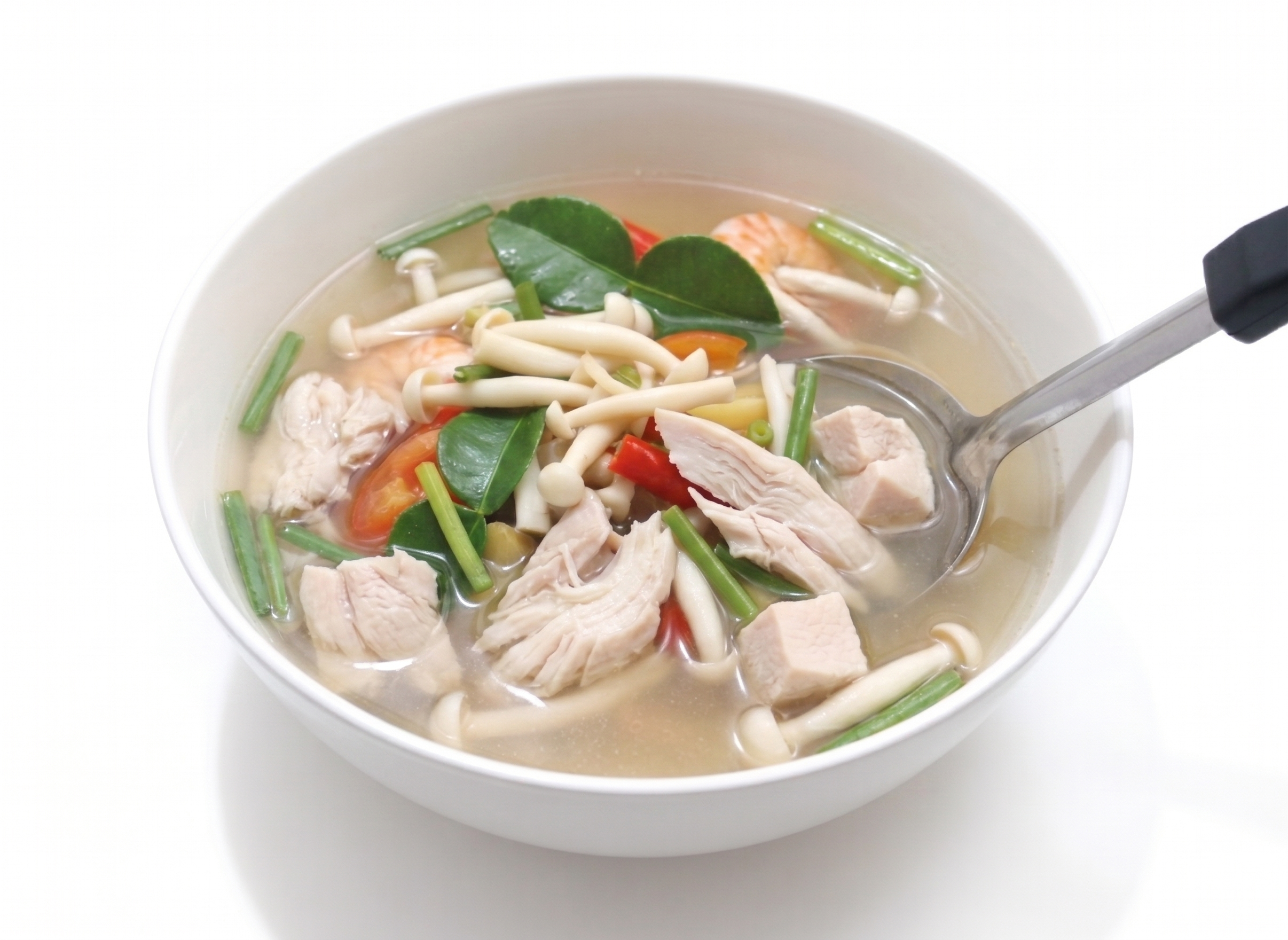 ต้มยำถ้วยใหญ่น้ำใสไก่