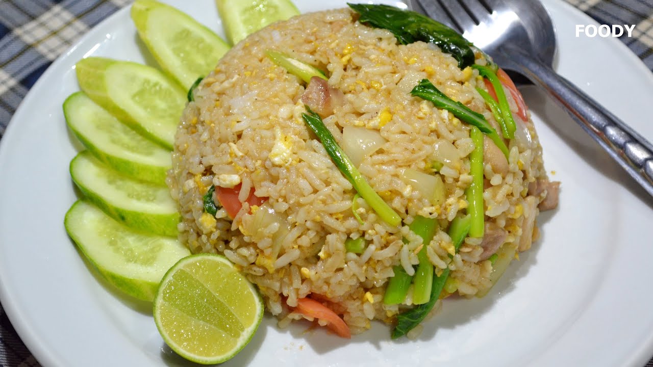 ข้าวผัดไก่